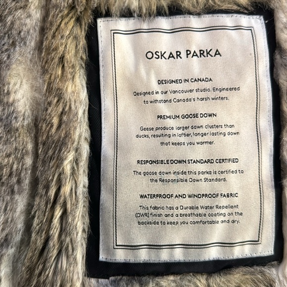 Aritzia Babaton goose down faux fur Parker. Waterproof and windproof fabric. - Picture 7 of 13